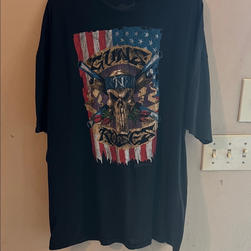 GUNS & ROSES BAND TEE SIZE XXL - Picture 2 of 4